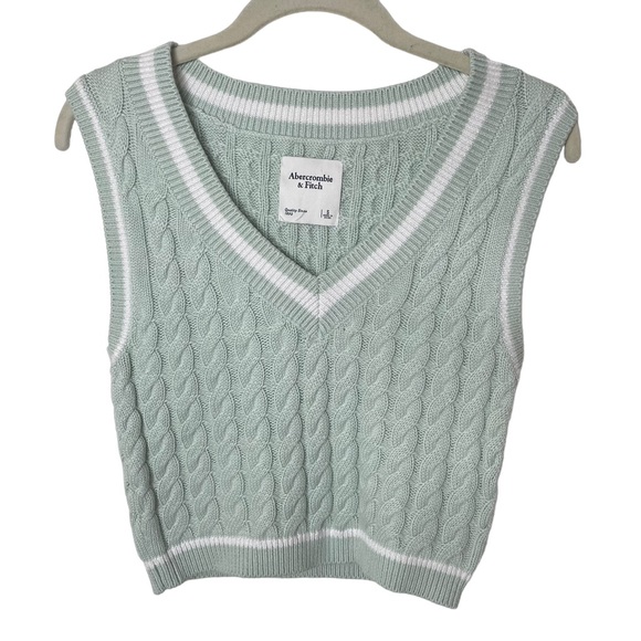 Abercrombie & Fitch Sweaters - Abercrombie & Fitch Mint Green Cotton Blend Cable Sweater Vest in Size Small